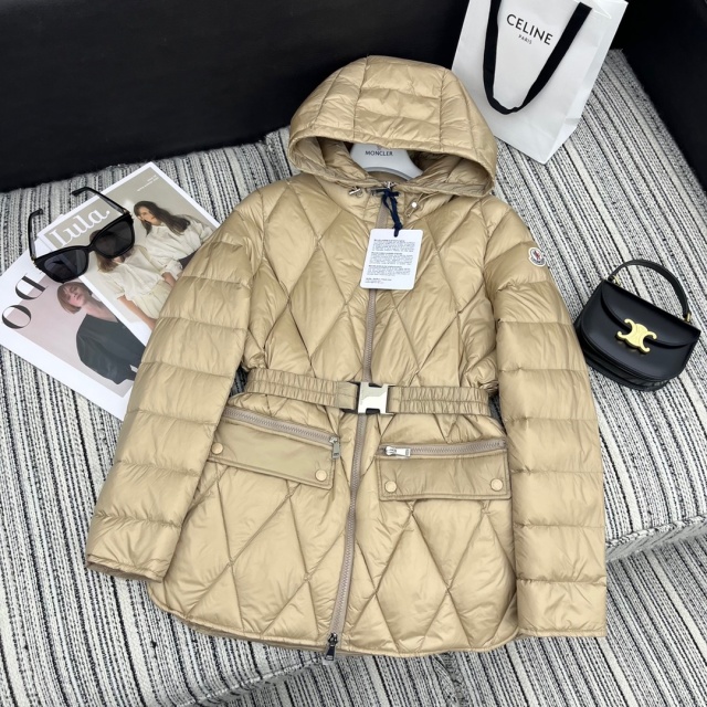 몽클레어 Moncler 여성 패딩 M02894