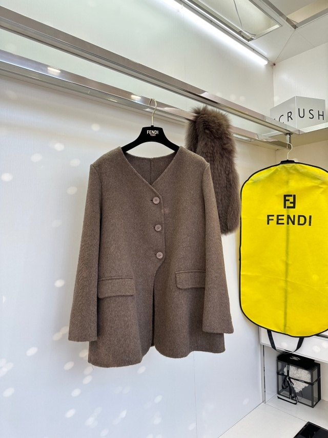 펜디 FENDI 여성 코트 F798