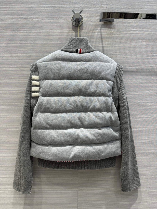 톰브라운 THOMBROWNE 여성 패딩 T4815