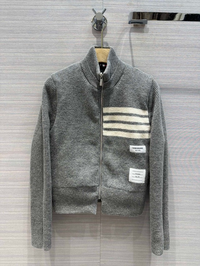 톰브라운 THOMBROWNE 여성 패딩 T4815