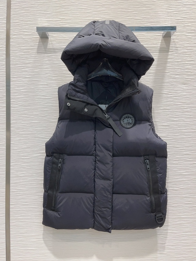 캐나다구스 CANADAGOOSE 여성 패딩조끼 CS0390