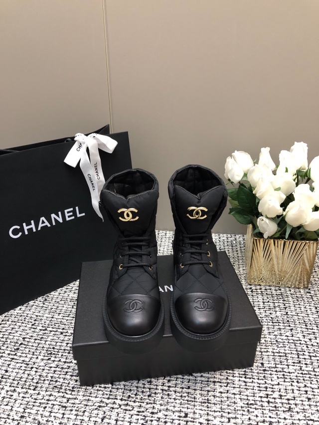 샤넬 CHANEL 여성 부츠 C01313