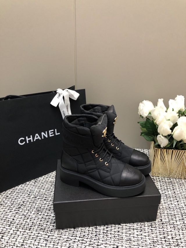 샤넬 CHANEL 여성 부츠 C01313