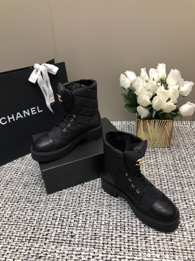 샤넬 CHANEL 여성 부츠 C01313