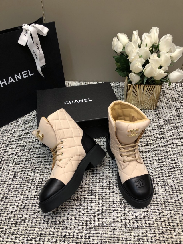 샤넬 CHANEL 여성 부츠 C01314