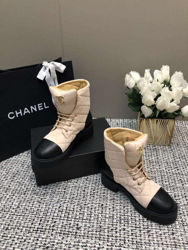 샤넬 CHANEL 여성 부츠 C01314