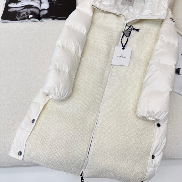 몽클레어 Moncler 여성 롱 패딩 M02931