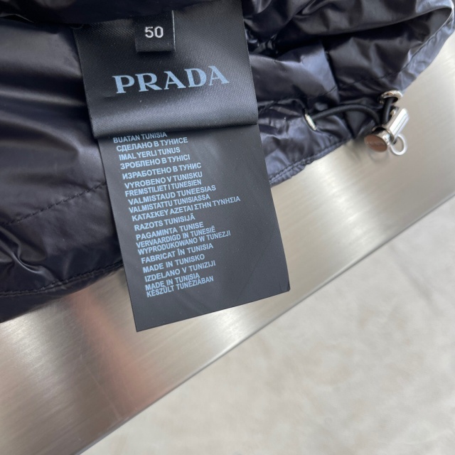 프라다 PRADA 남성 패딩조끼 PD1364