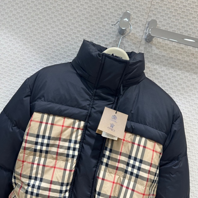 버버리 BURBERRY 여성 양면 패딩 BBR3842