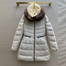 몽클레어 Moncler 여성 패딩 M02958