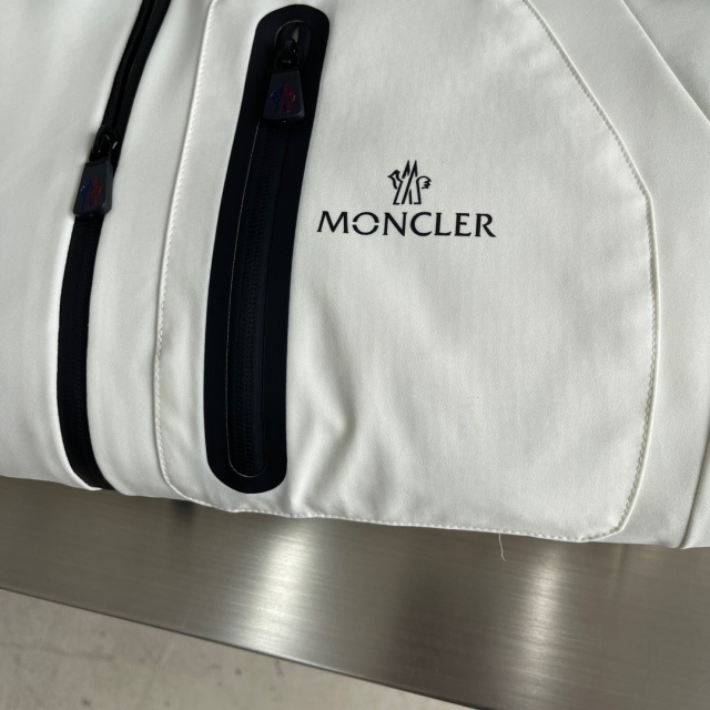 몽클레어 Moncler 남성 패딩 M02974