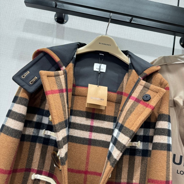 버버리 BURBERRY 여성 코트 BBR3863