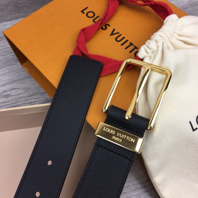 루이비통 LOUIS VUITTON  남성 벨트 LV0686