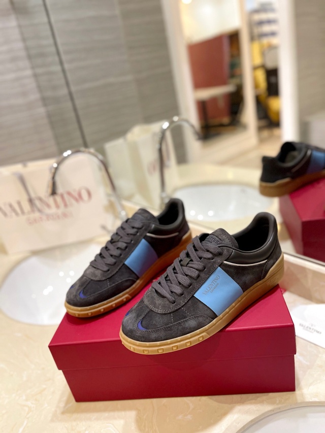 발렌티노 VALENTINO 남여공용 스니커즈 VN1350