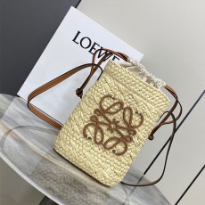 로에베 LOEWE 에너그램 숄더백 LW0156