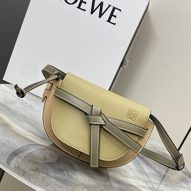 로에베 LOEWE 미니 게이트백 LW0158