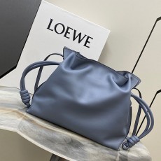 로에베 LOEWE 나파 카프스킨 플라멩코 클러치 LW0162