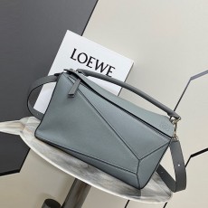 로에베 LOEWE 클래식 카프스킨 퍼즐백 LW0170