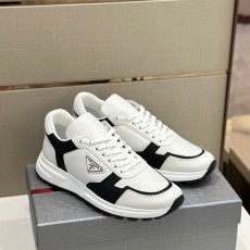 프라다 PRADA 남성 스니커즈 PR106