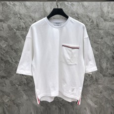 톰브라운 THOMBROWNE 남성 라운드 반팔 T4944