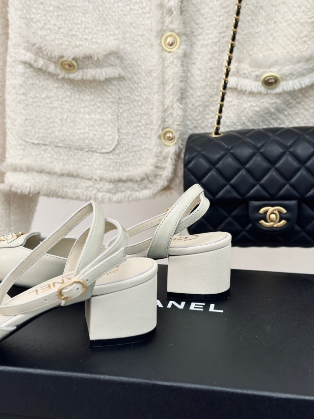 샤넬 CHANEL 여성 샌들 C01448