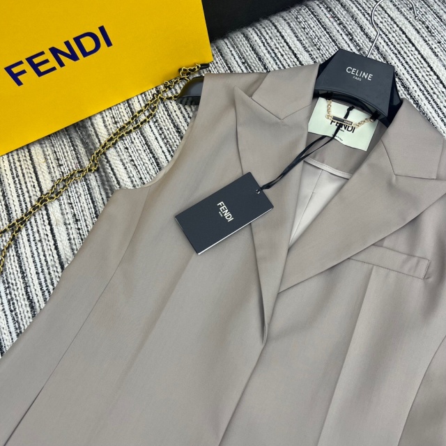 펜디 FENDI 여성 조끼 F1023