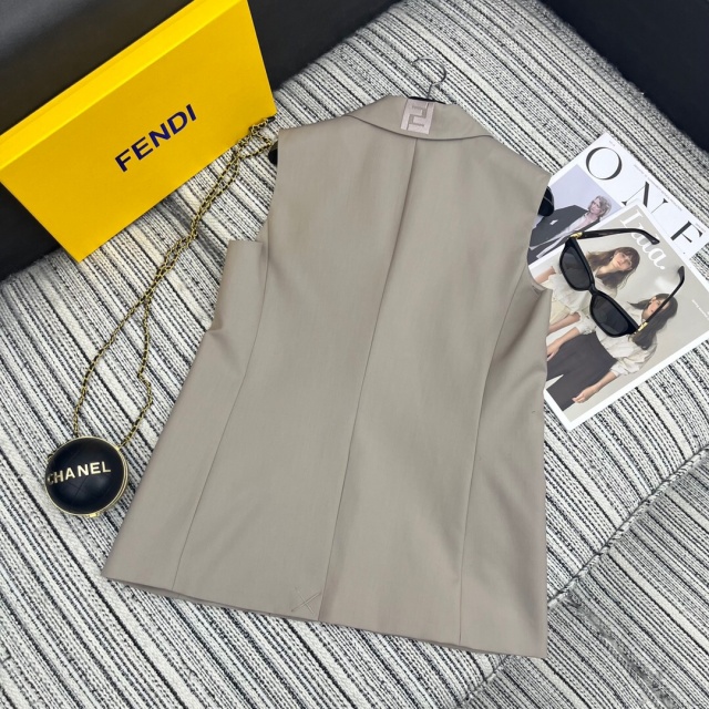 펜디 FENDI 여성 조끼 F1023