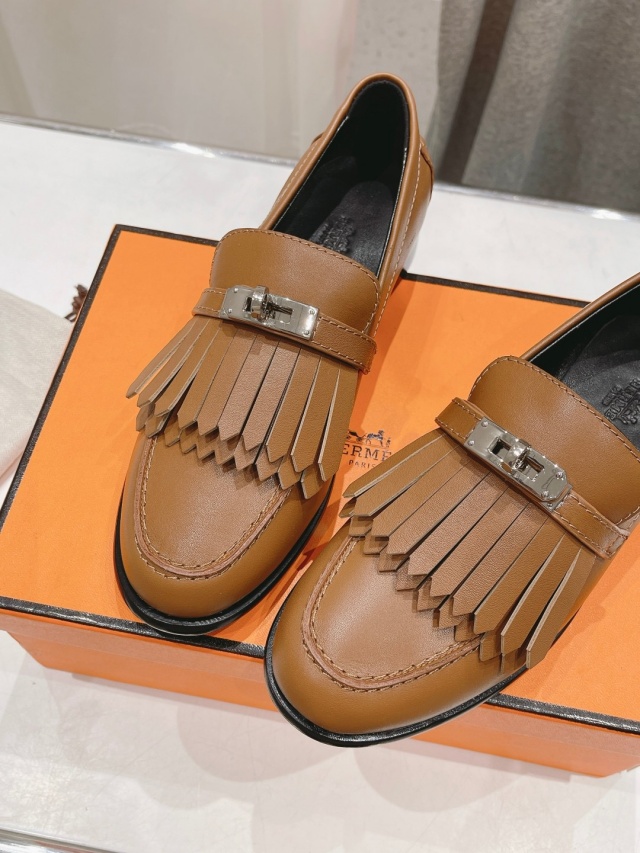 에르메스 HERMES  여성 로퍼 H09107