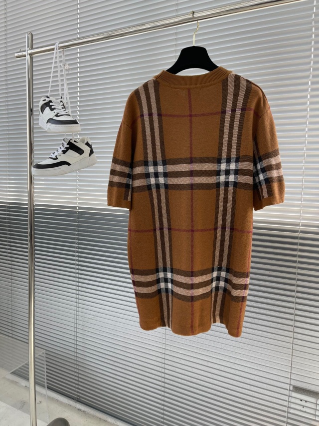 버버리 BURBERRY 남성 니트 반팔 BBR3967