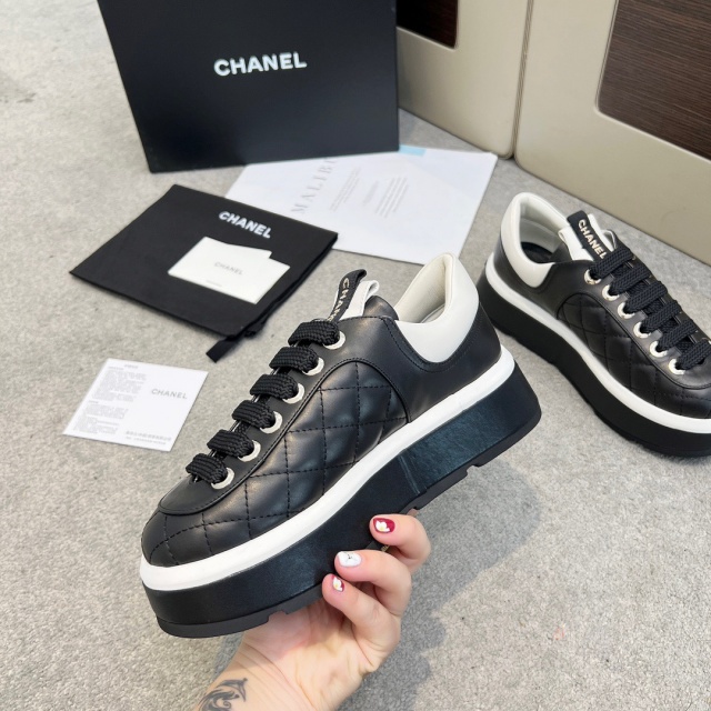 샤넬 CHANEL 여성 스니커즈 C01471