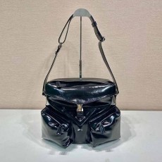 프라다 PRADA 리나일론 삼각 로고 숄더백  2VD062 PD0899