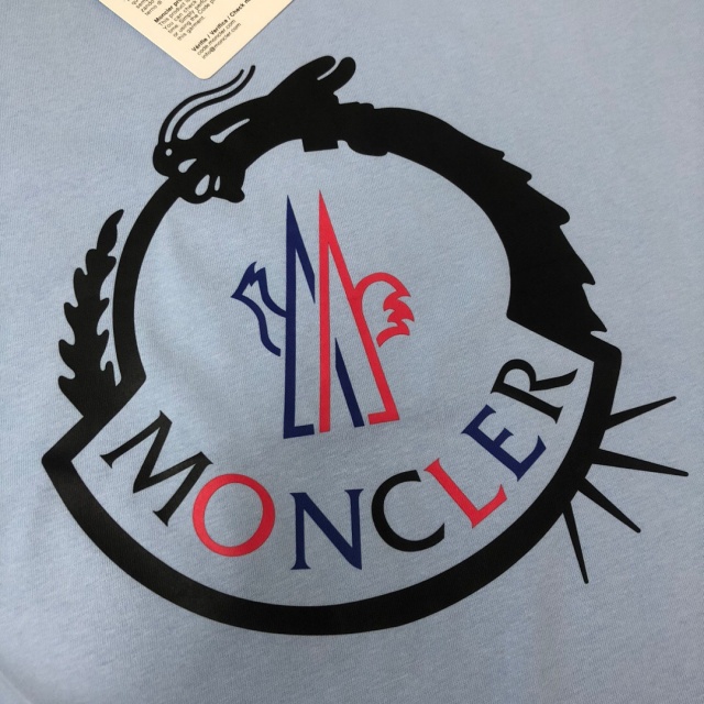 몽클레어 Moncler 남성 라운드 반팔 M03142