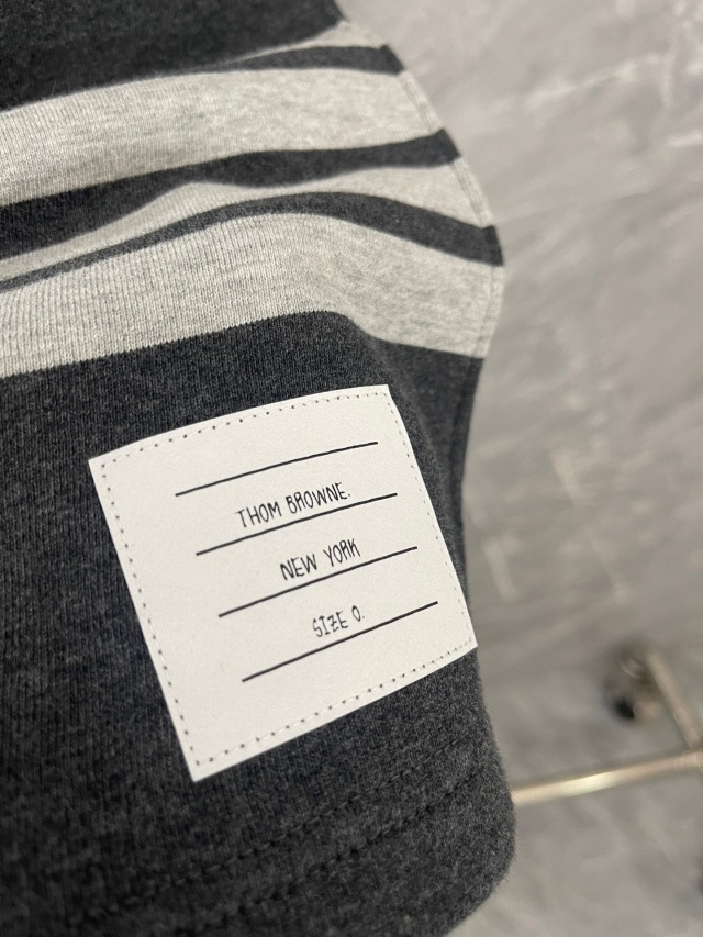 톰브라운 THOMBROWNE 남성 팬츠 T5081