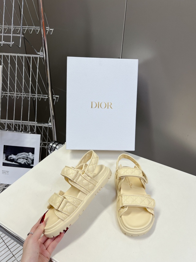 디올 DIOR 여성 샌들 D17695