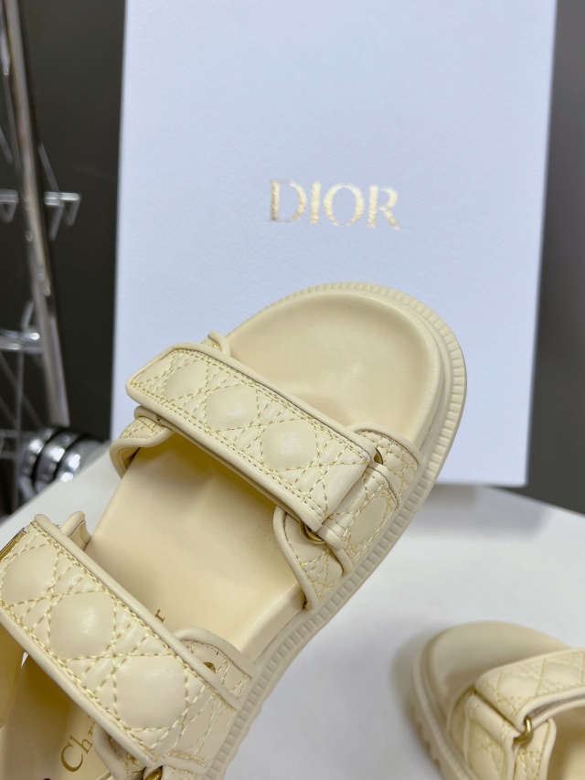 디올 DIOR 여성 샌들 D17695