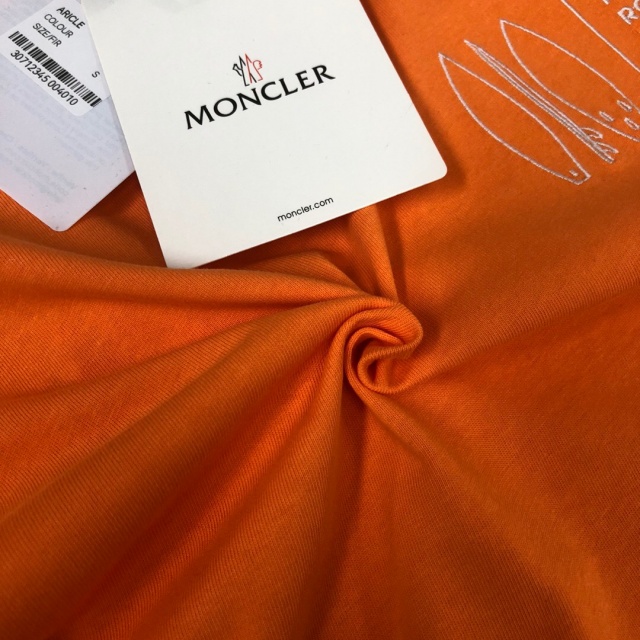 몽클레어 Moncler 남성 라운드 반팔 M03164