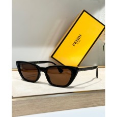 펜디 FENDI  FE40014U 여성 선글라스 D017