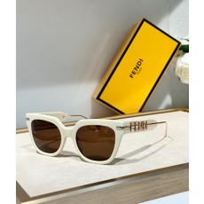 펜디 FENDI  FE40014U 여성 선글라스 D018