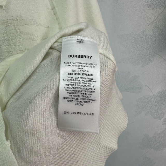 버버리 BURBERRY 여성 니트 반팔 BBR4035