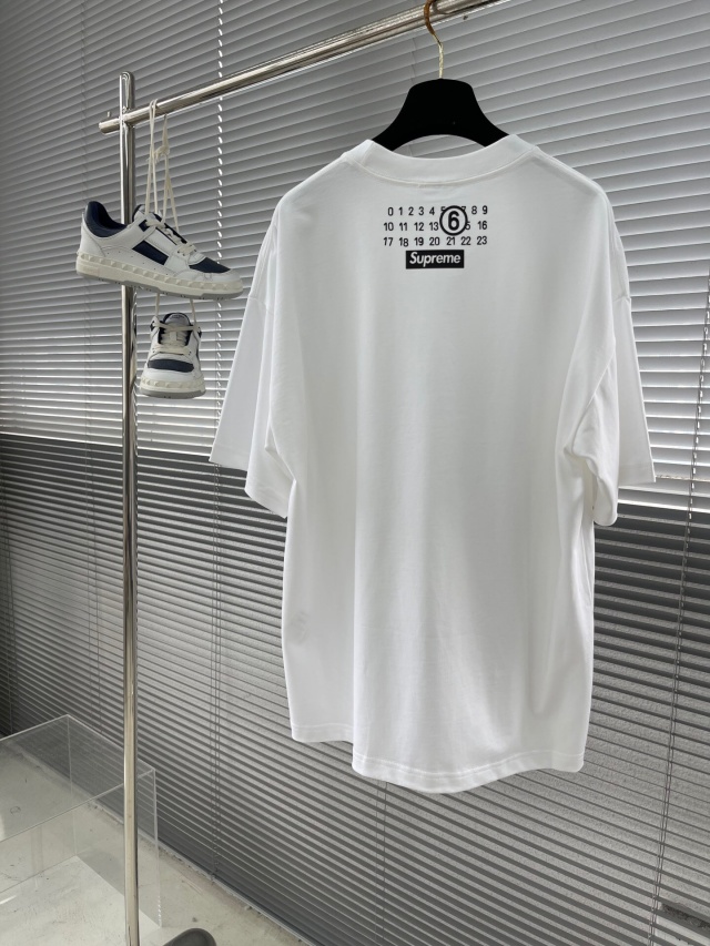 메종 마르지엘라 Maison Margiela 남성 라운드 반팔 MG199