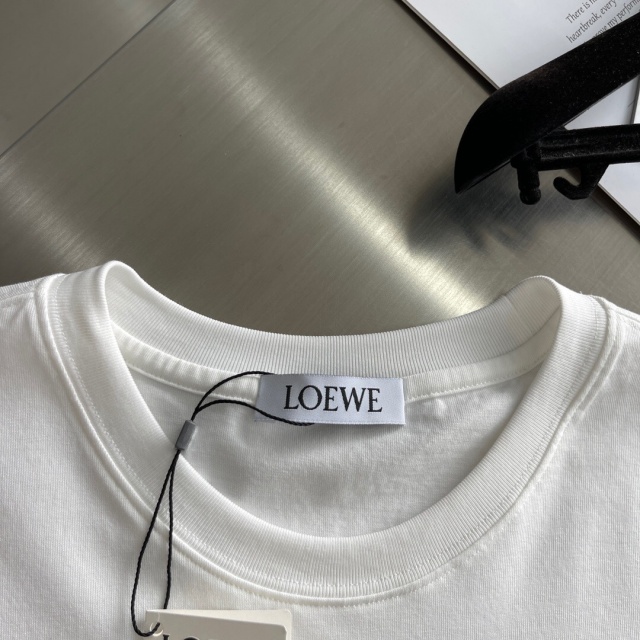 로에베 LOEWE 남성 반팔 LW0194