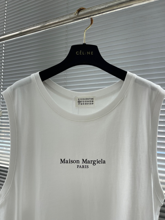 메종 마르지엘라 Maison Margiela 남성 라운드 반팔 MG201