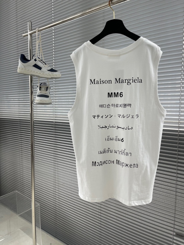 메종 마르지엘라 Maison Margiela 남성 라운드 반팔 MG201