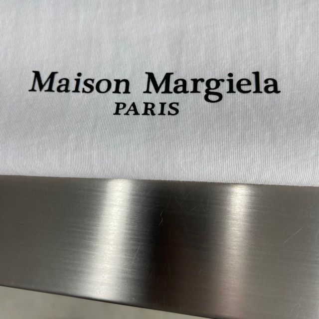 메종 마르지엘라 Maison Margiela 남성 라운드 반팔 MG201