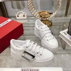 로저비비에 ROGER VIVIER 여성 스니커즈 RV180