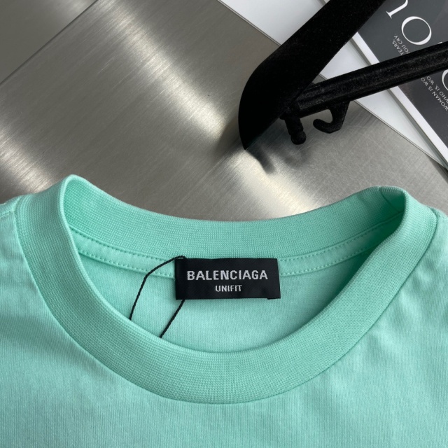 발렌시아가 Balenciaga 남성 라운드 반팔 BG1454