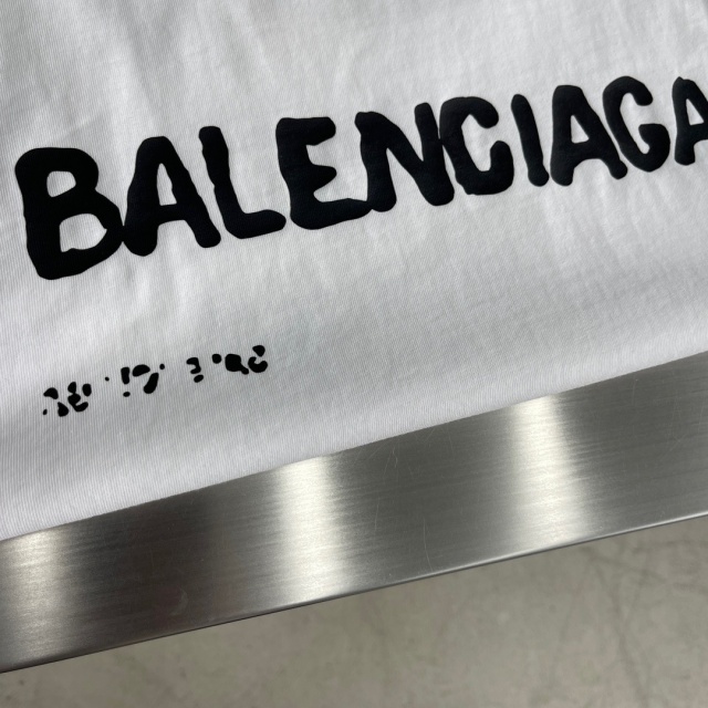 발렌시아가 Balenciaga 남성 반팔 BG1457