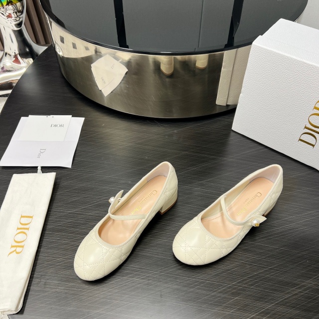 디올 DIOR 여성 펌프스 D17703