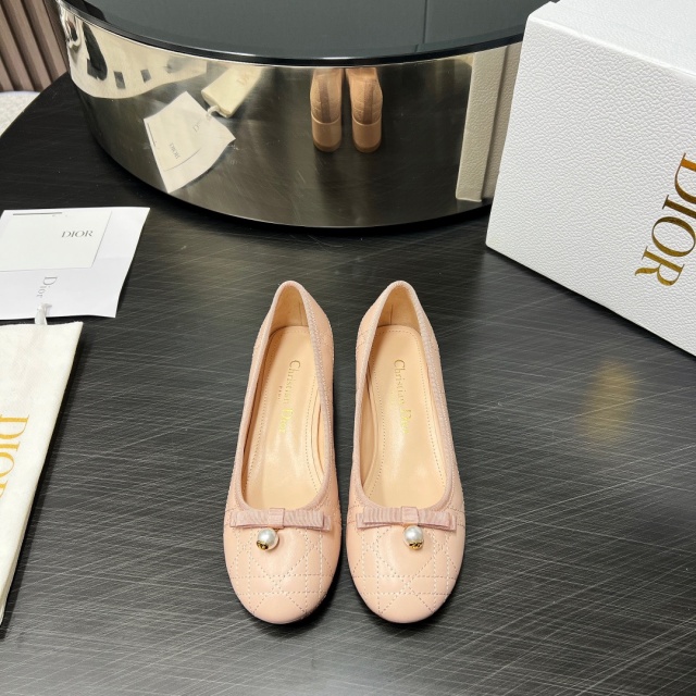 디올 DIOR 여성 펌프스 D17706