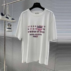 메종 마르지엘라 Maison Margiela 남성 라운드 반팔  MG215